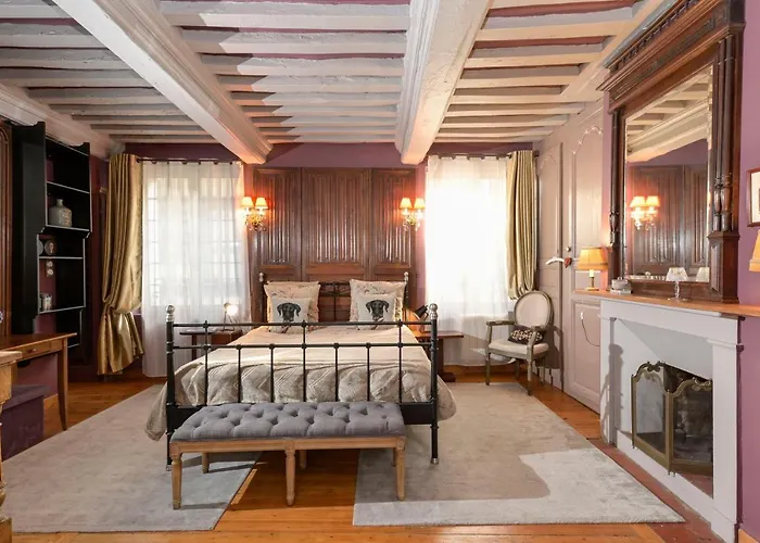 La Maison De Hotel *